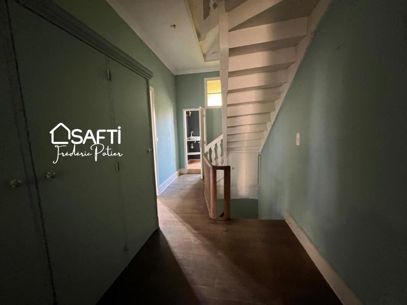 Maison - 240 m² - 7 pièces