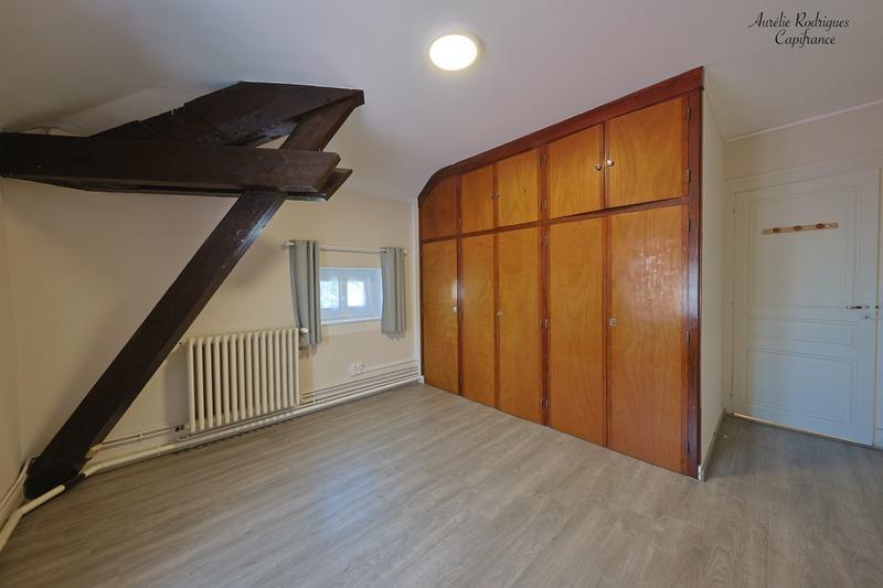 Propriété - 370 m² - 14 pièces