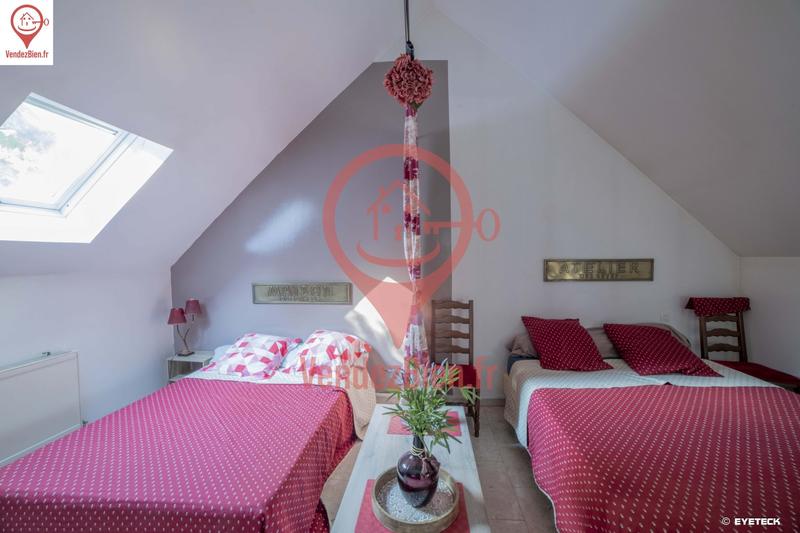 Maison - 183 m² - 5 pièces