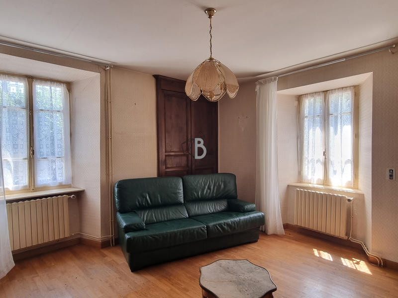 Maison - 160 m² - 6 pièces