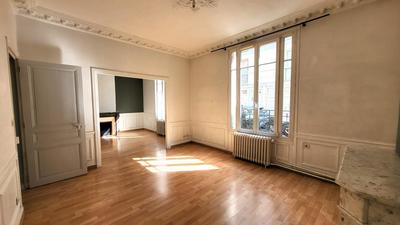 Appartement - 65 m² - 2 pièces