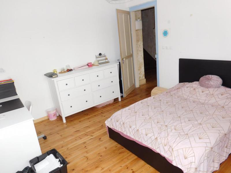 Maison - 250 m² - 7 pièces