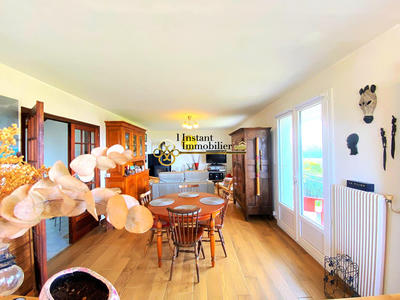 Maison - 112 m² - 6 pièces