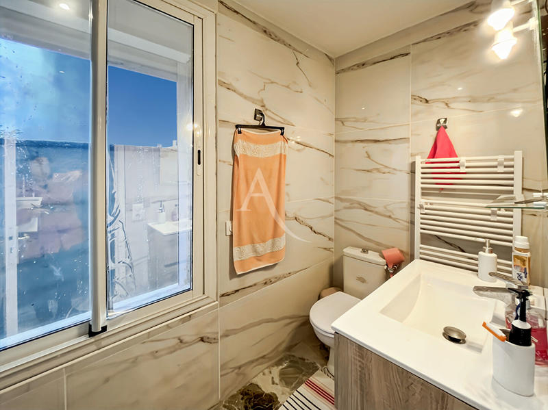 Maison - 122 m² - 6 pièces