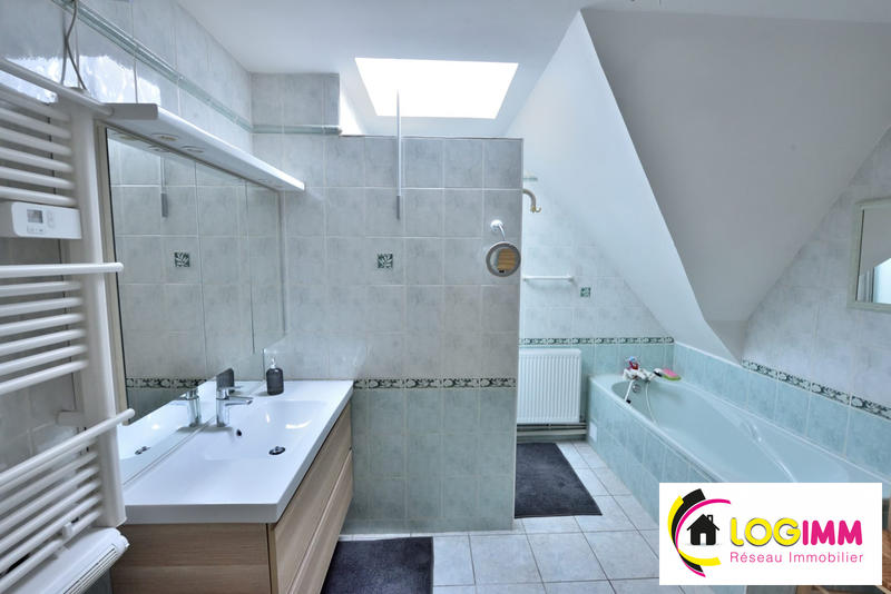 Maison - 145 m² - 6 pièces