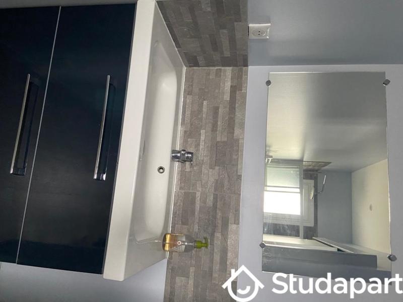 Chambre - 15 m² - 1 pièce