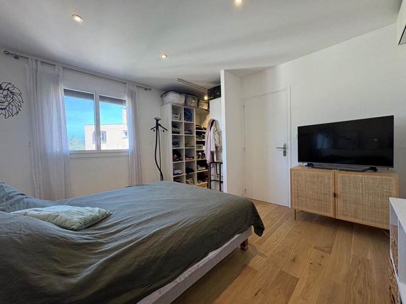 Appartement - 76 m² - 3 pièces