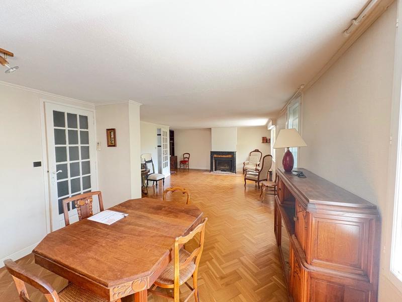 Maison - 163 m² - 6 pièces