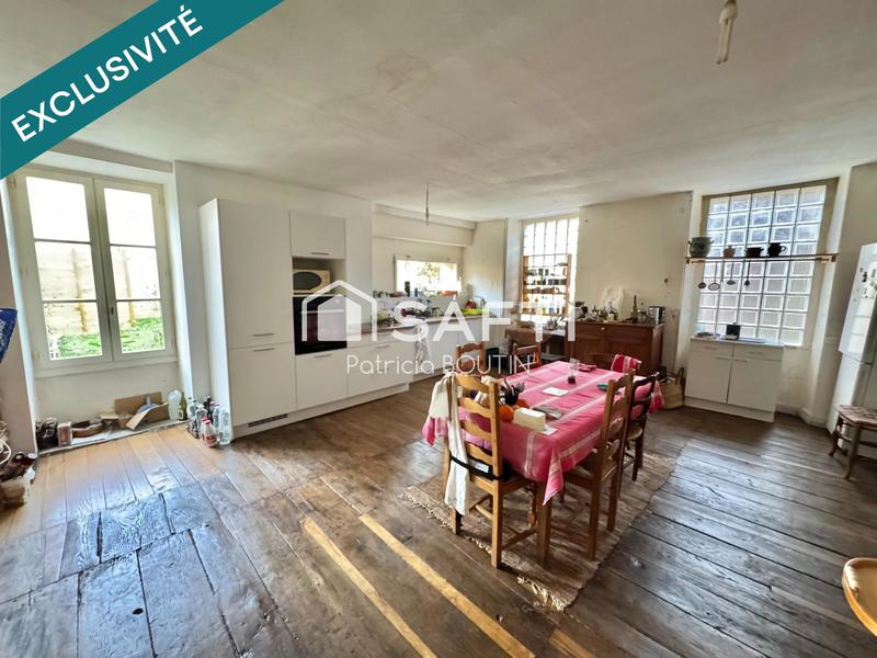 Maison - 291 m² - 7 pièces