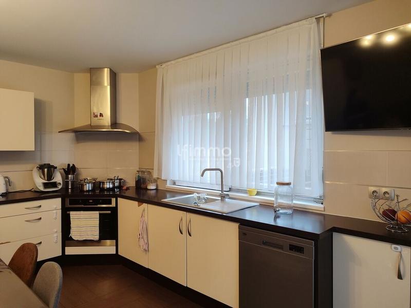 Immeuble - 183 m² - 7 pièces