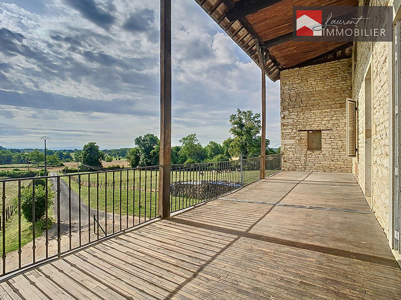 Maison - 187 m² - 7 pièces