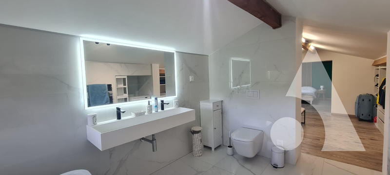 Maison - 140 m² - 4 pièces