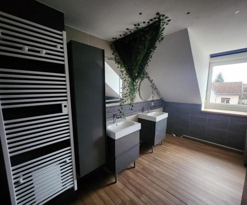 Duplex - 111 m² - 5 pièces