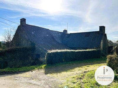 Maison - 340 m² - 13 pièces