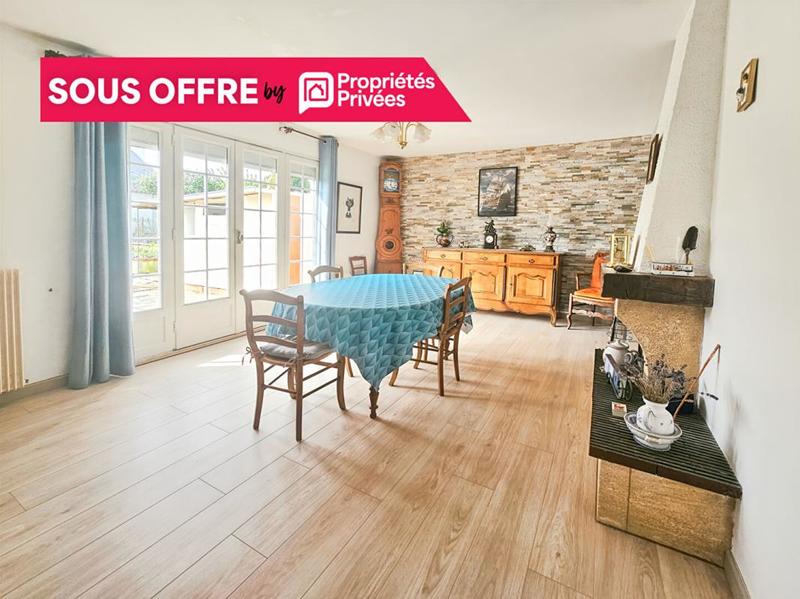 Maison - 98 m² - 5 pièces