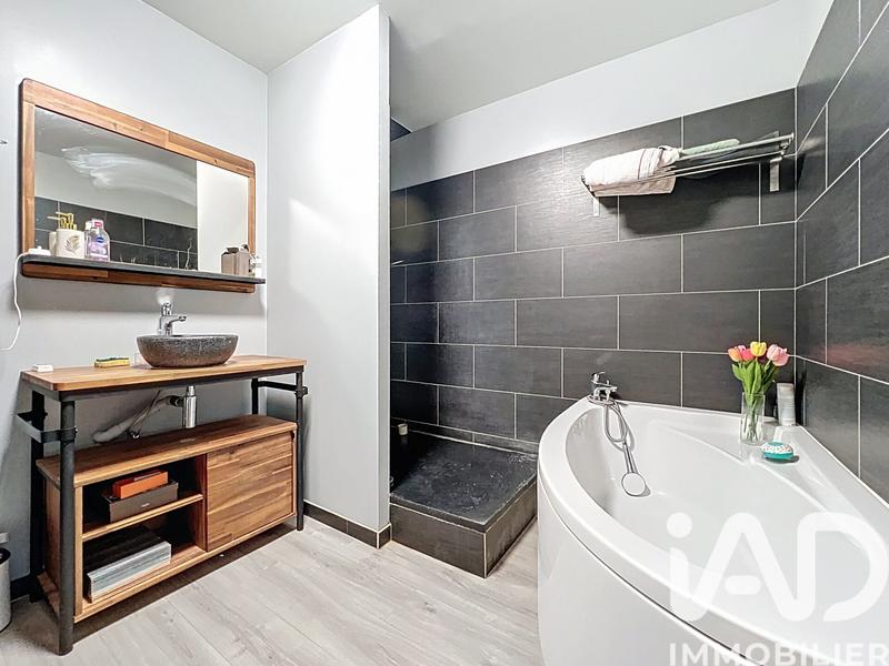 Appartement - 132 m² - 4 pièces