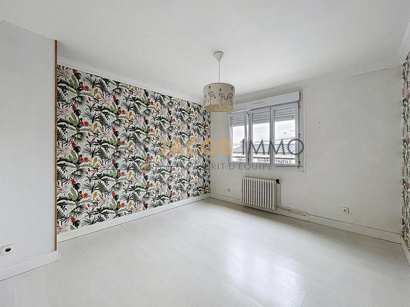 Maison - 142 m² - 6 pièces