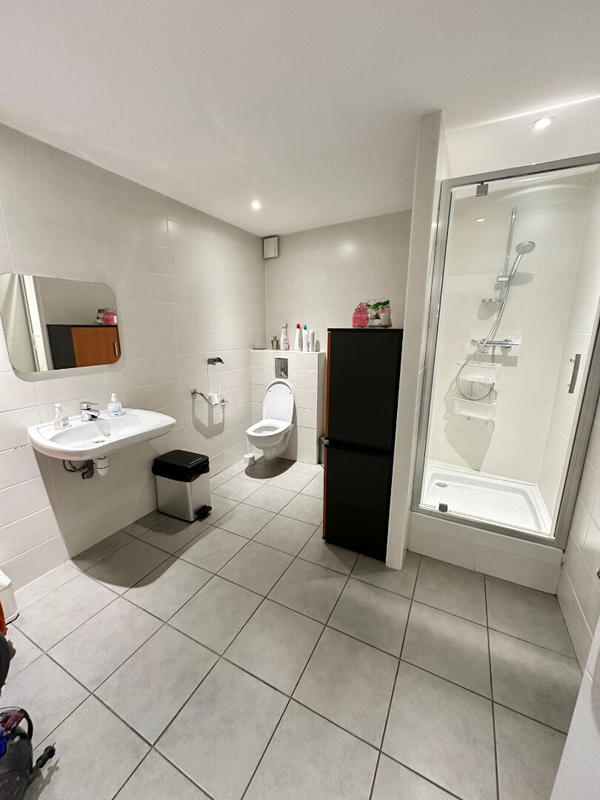 Local commercial - 168 m² - 5 pièces