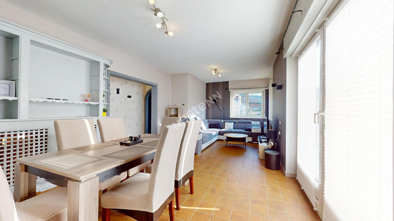 Maison - 101 m² - 6 pièces