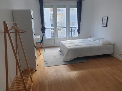 Chambre - 72 m² - 2 pièces