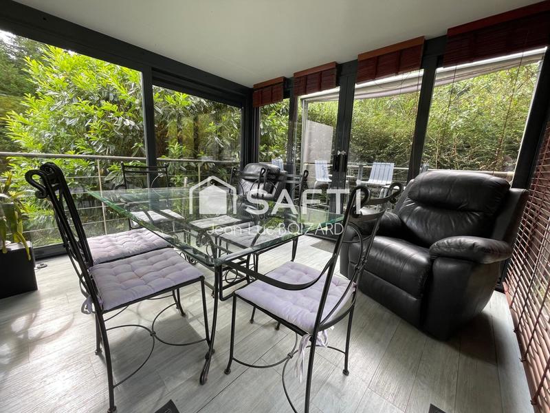 Maison - 159 m² - 7 pièces