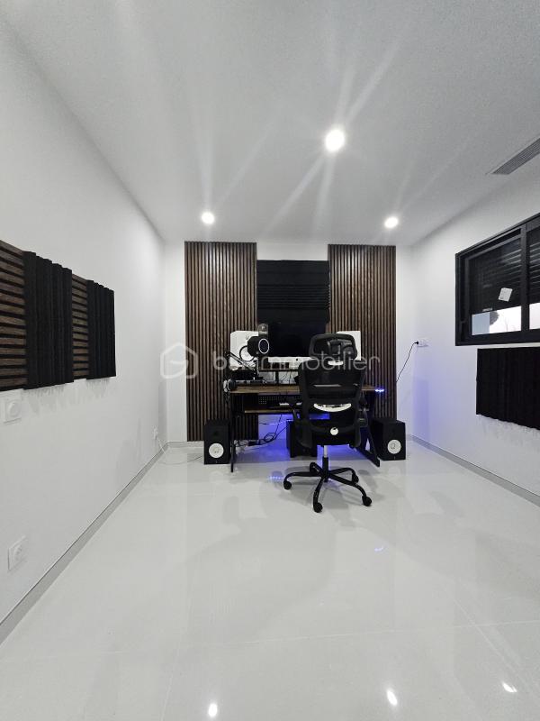 Maison - 160 m² - 5 pièces