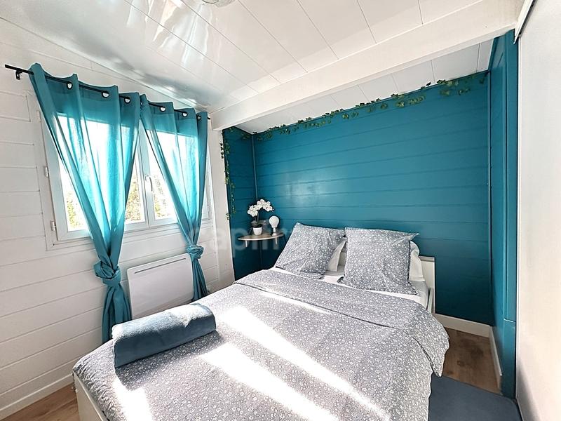 Maison - 180 m² - 5 pièces