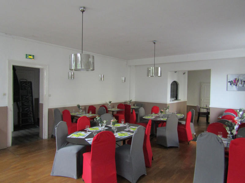 Fonds de commerce - Magasins - 220 m²