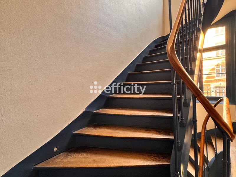 Studio - 32 m² - 1 pièce