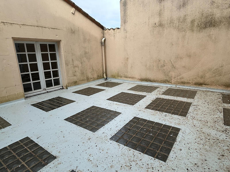 Immeuble - 8 pièces