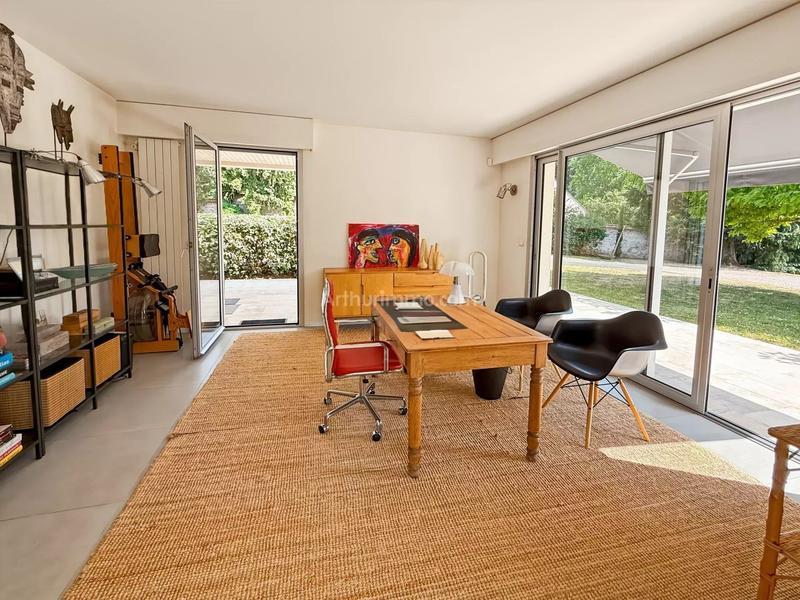 Maison - 312 m² - 7 pièces