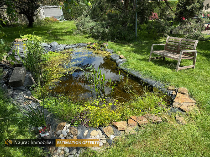 Maison - 214 m² - 6 pièces