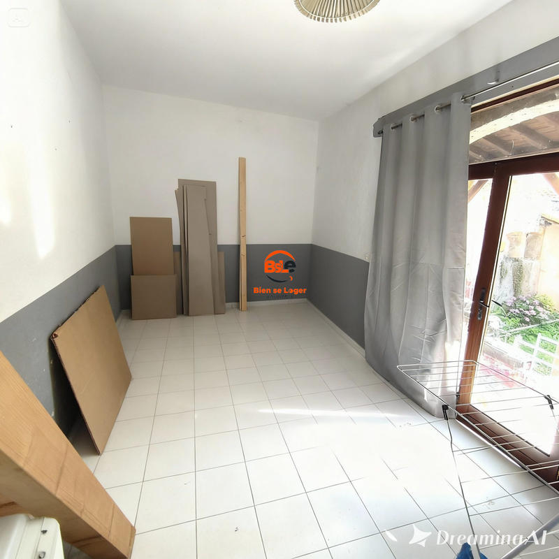 Maison ancienne - 230 m² - 7 pièces