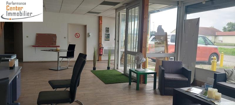 Local commercial - 543 m² - 7 pièces