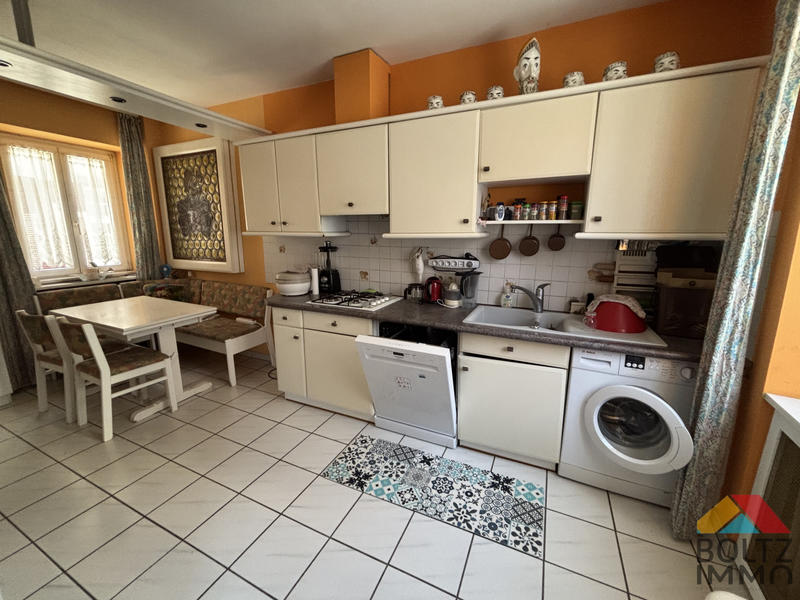 Immeuble - 191 m² - 8 pièces