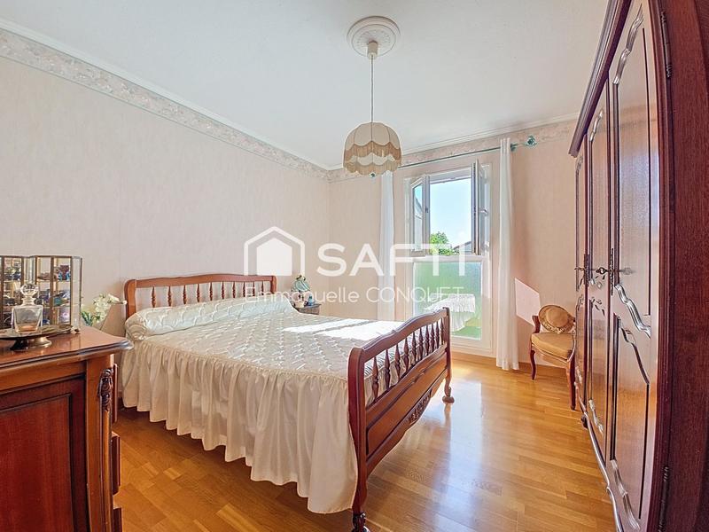 Maison - 90 m² - 5 pièces