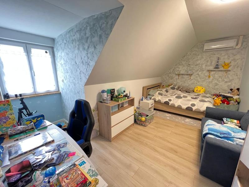 Maison - 165 m² - 6 pièces