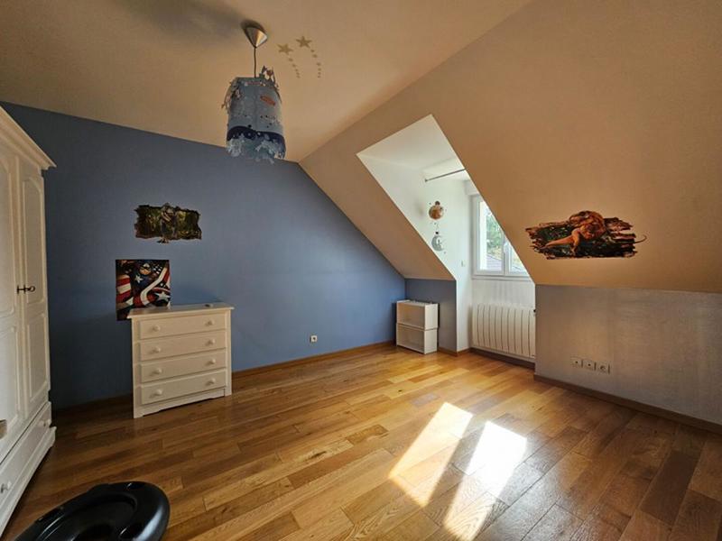 Maison - 166 m² - 6 pièces