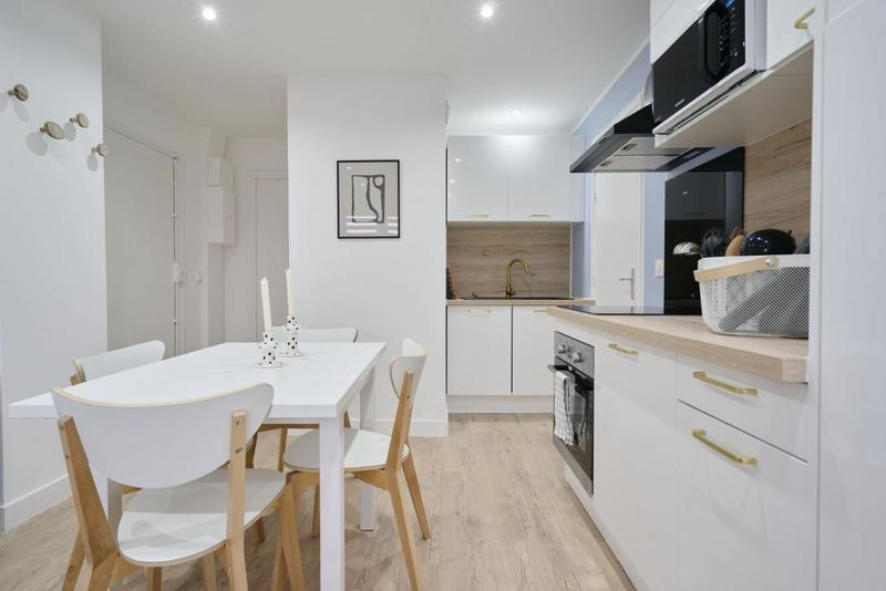 Appartement - 64 m² - 5 pièces