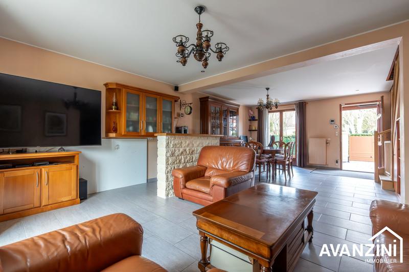 Maison traditionnelle - 120 m² - 6 pièces