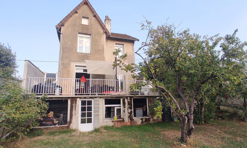 Maison - 101 m² - 6 pièces