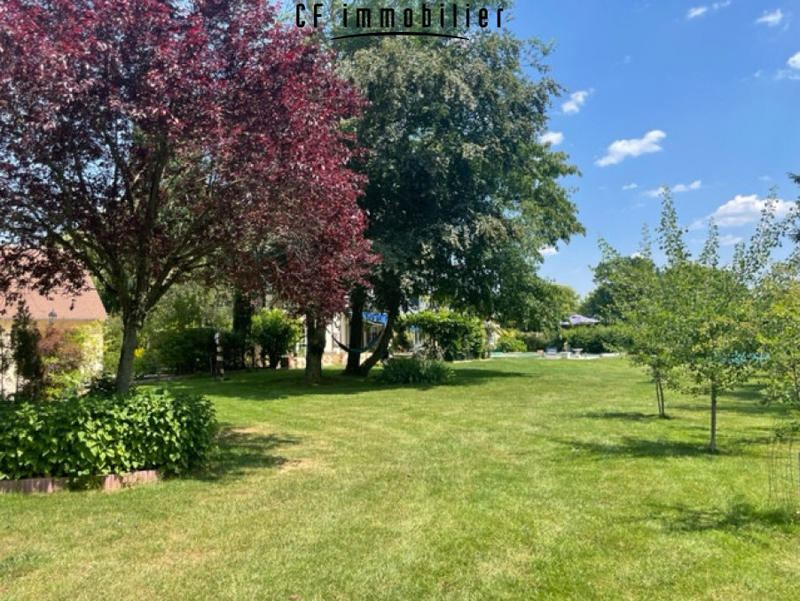 Maison - 210 m² - 7 pièces