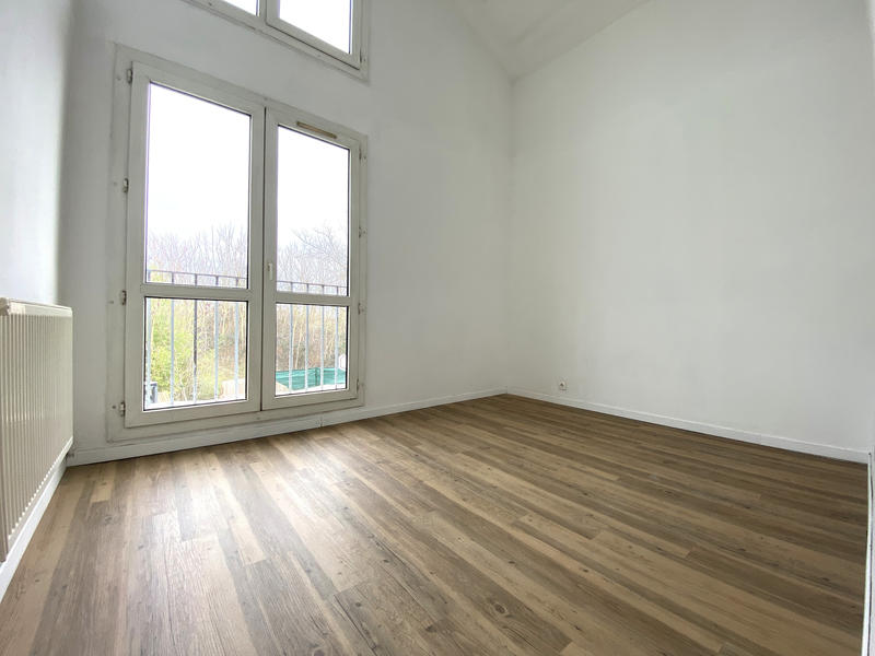 Appartement - 95 m² - 5 pièces