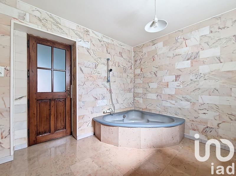 Maison - 94 m² - 5 pièces