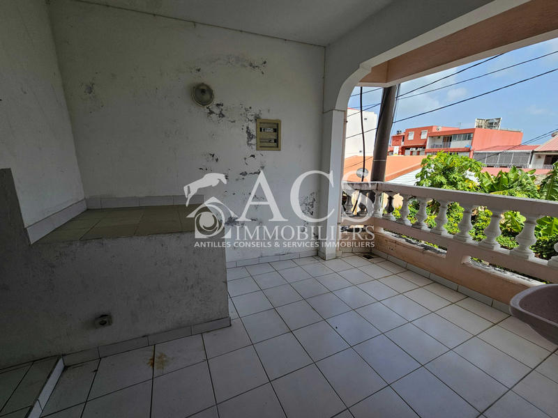 Immeuble - 263 m² - 9 pièces