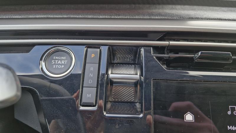 Peugeot 3008 Hybrid 136 E-Dcs6 Allure