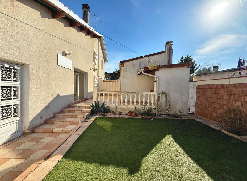 Maison - 95 m² - 5 pièces