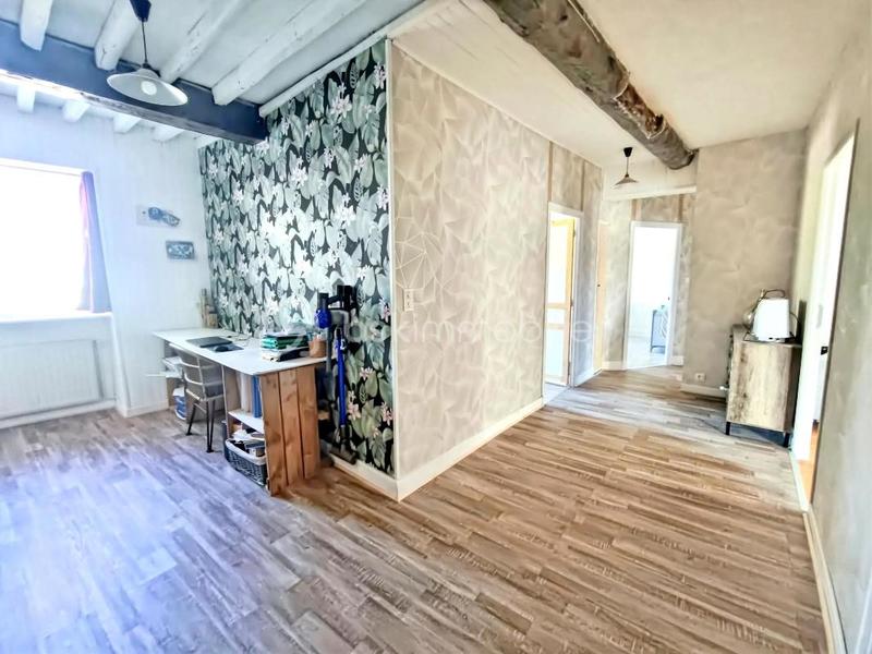 Maison en pierre - 230 m² - 9 pièces
