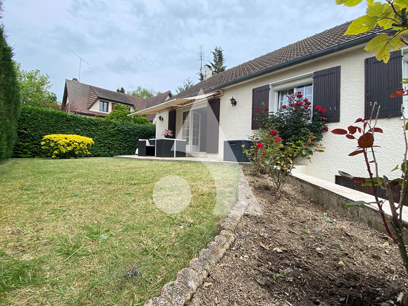 Maison - 94 m² - 5 pièces
