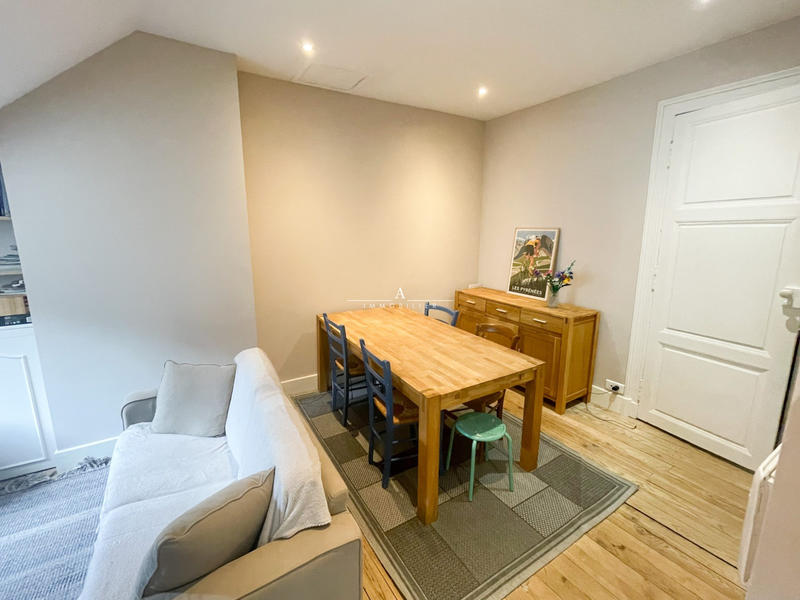 Appartement - 54 m² - 5 pièces